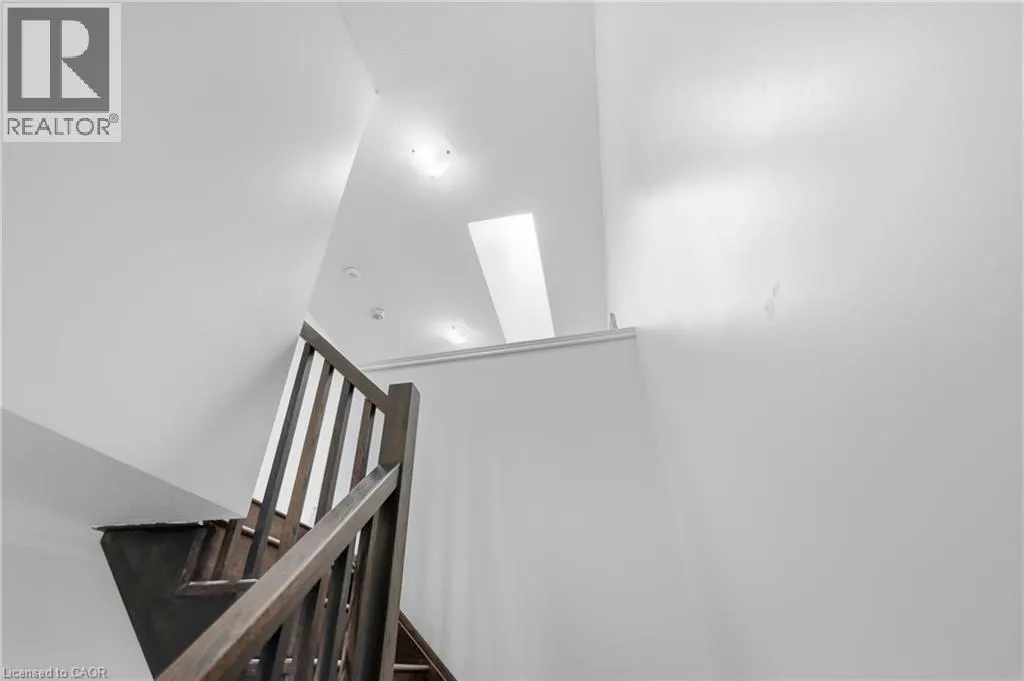 161 KINSMAN Drive