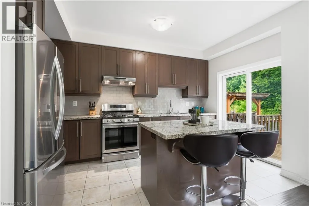 161 KINSMAN Drive
