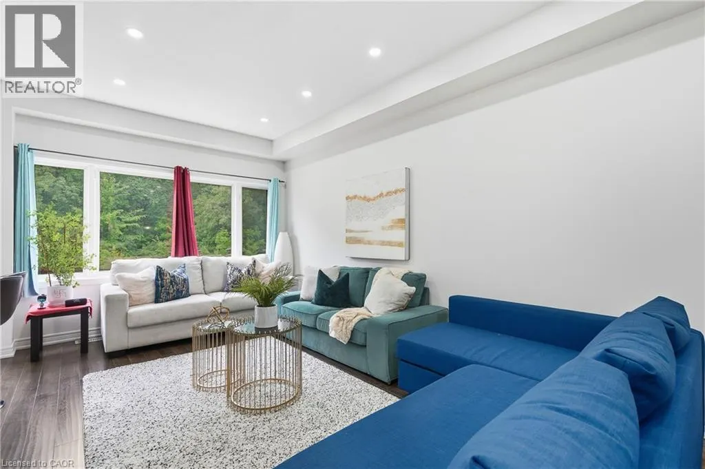 161 KINSMAN Drive