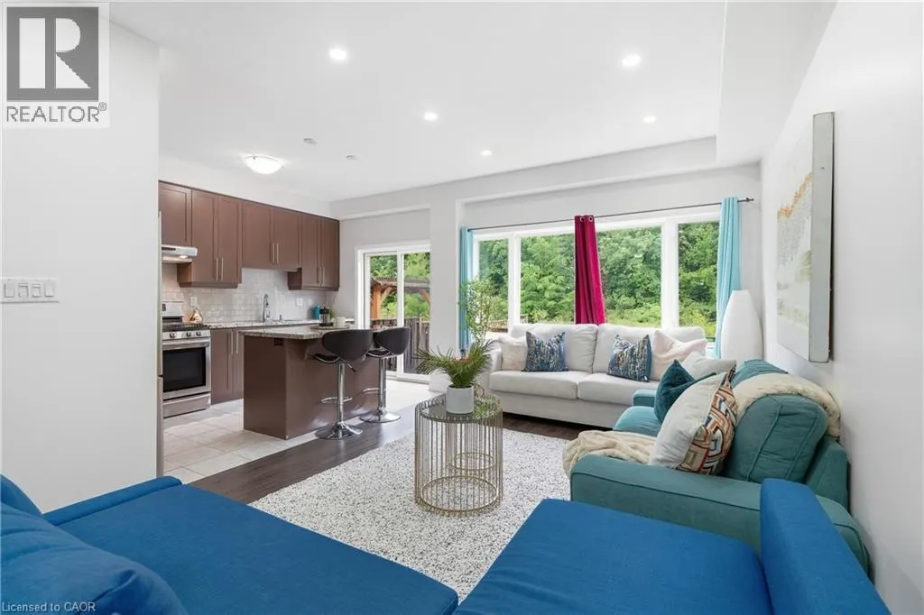 161 KINSMAN Drive