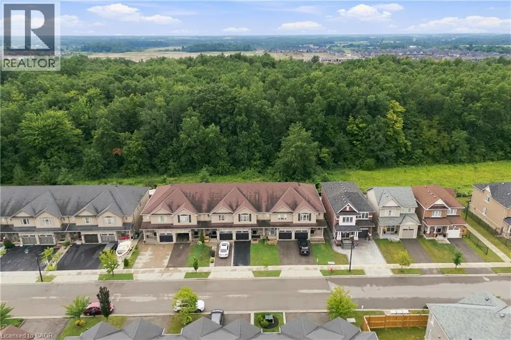 161 KINSMAN Drive