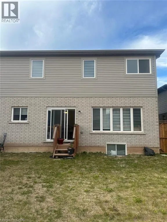 98 E ACACIA Road