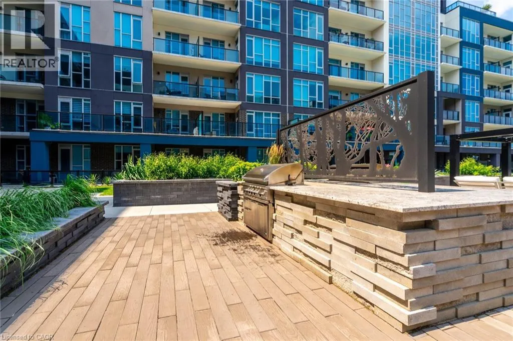 16 CONCORD Place Unit# 322 #322