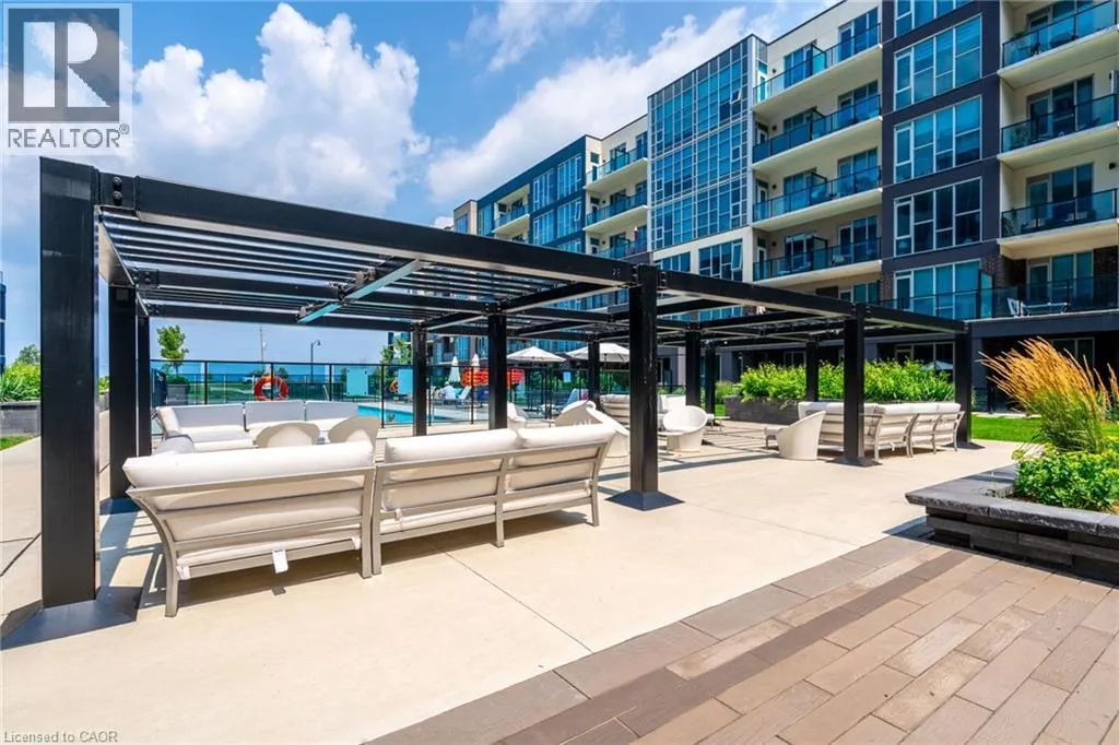 16 CONCORD Place Unit# 322 #322