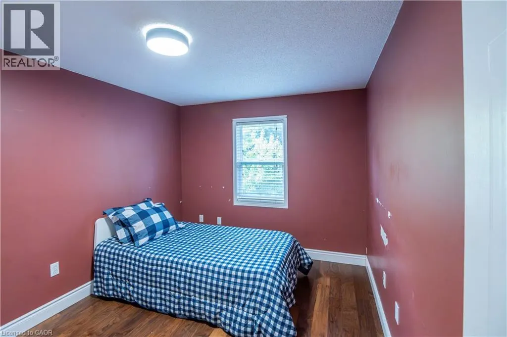 400 WILSON Avenue Unit# 7 #7