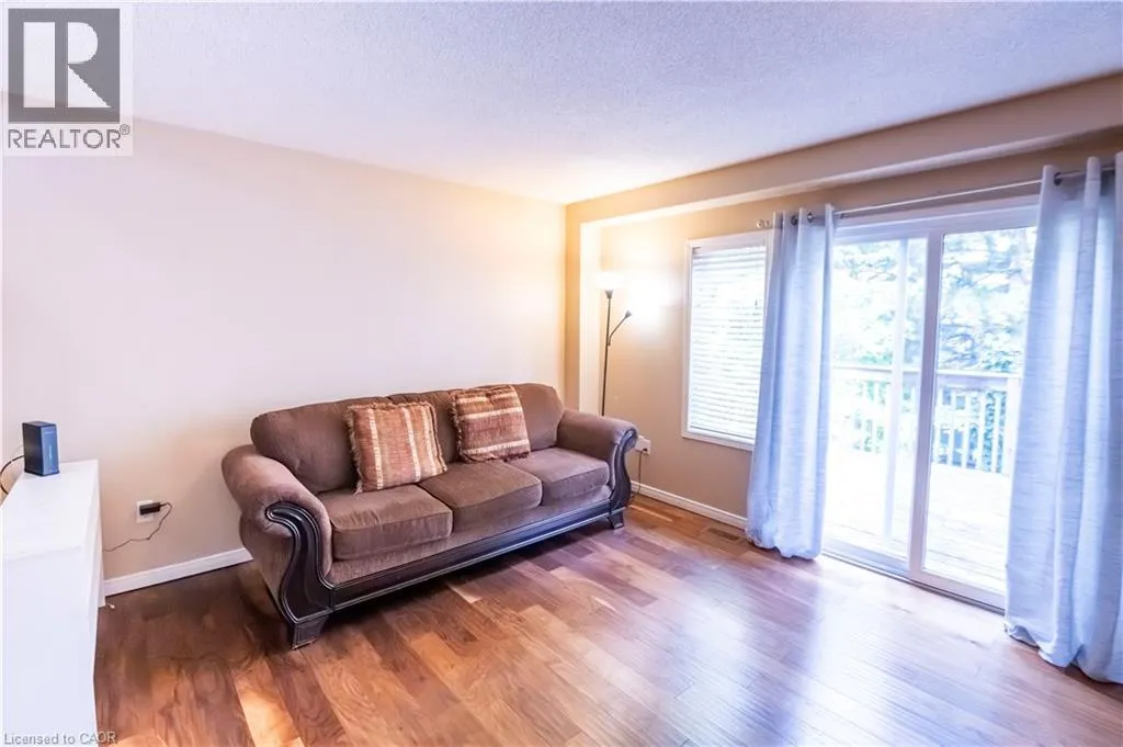 400 WILSON Avenue Unit# 7 #7