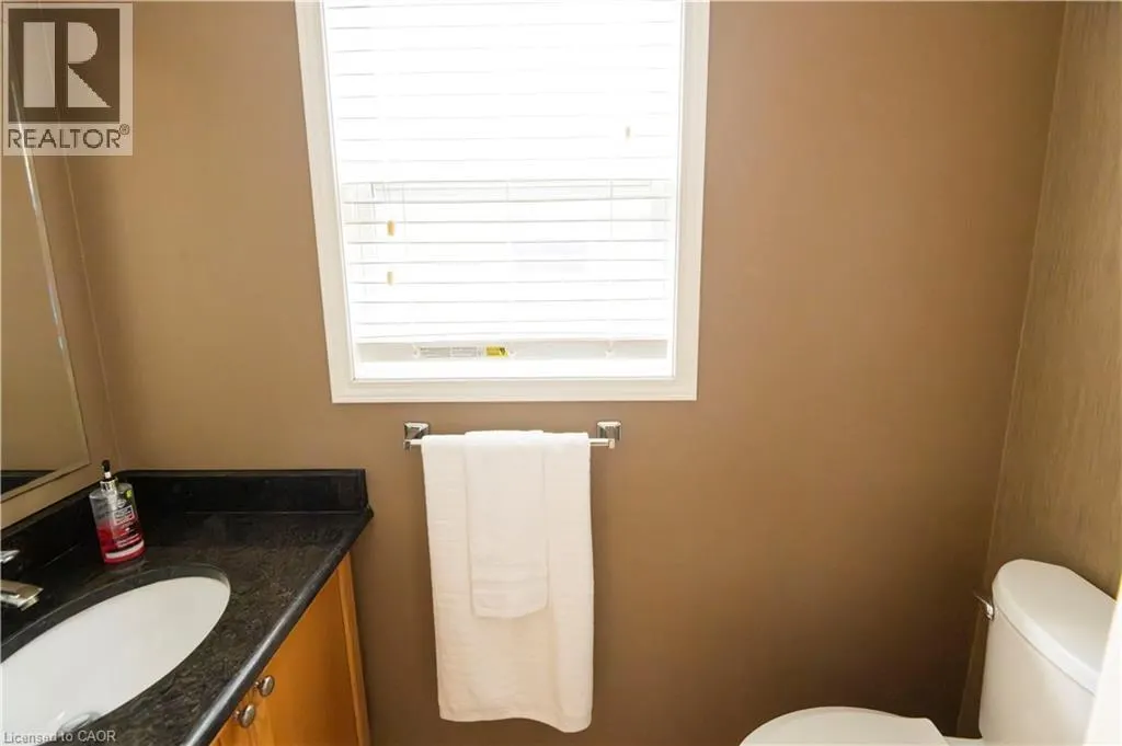400 WILSON Avenue Unit# 7 #7