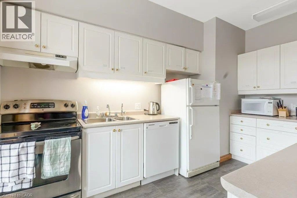 375 N GEORGE Street N Unit# 1 #1