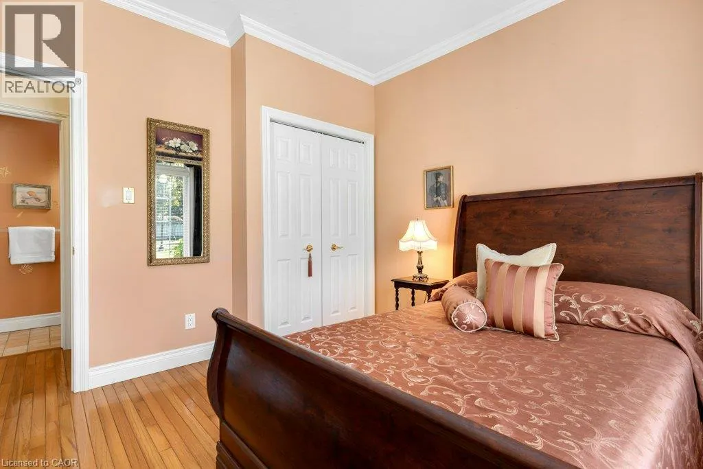 375 N GEORGE Street N Unit# 1 #1