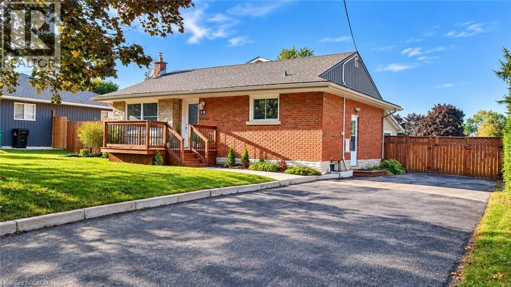 18 CLEARVIEW Drive