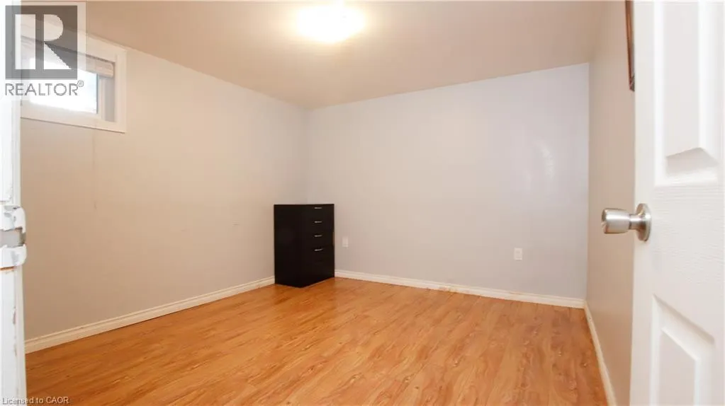 18 CLEARVIEW Drive