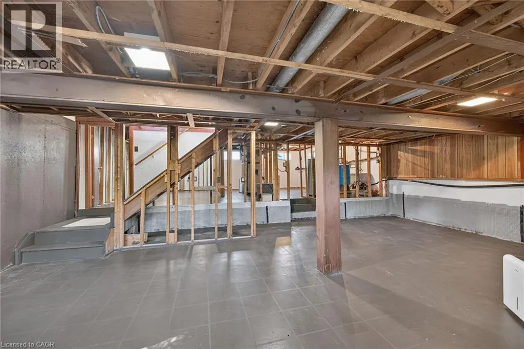 6176 RAINHAM Road