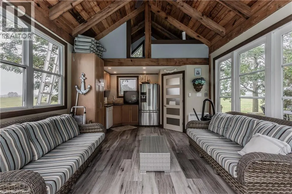 5200 NO 2 SIDE Road