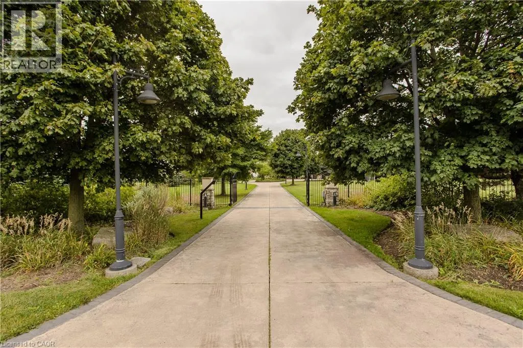 5200 NO 2 SIDE Road