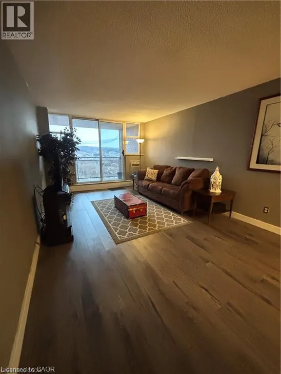 975 WARWICK Court Unit# 1210 #1210