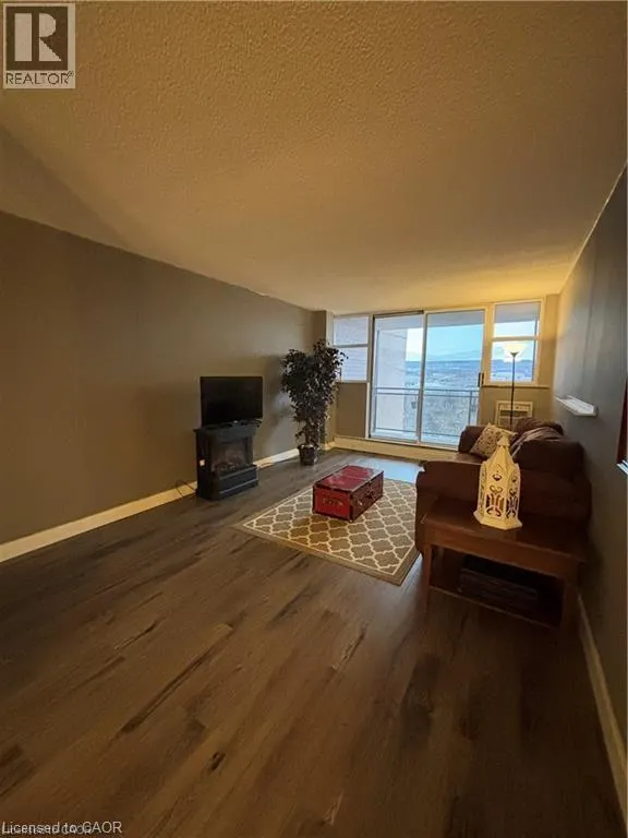 975 WARWICK Court Unit# 1210 #1210