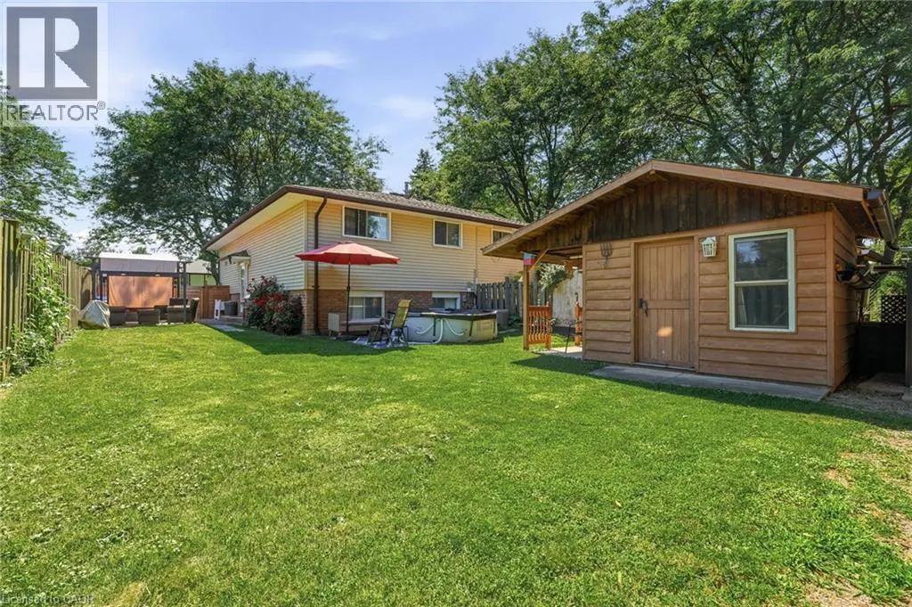 3 GLENGROVE Avenue
