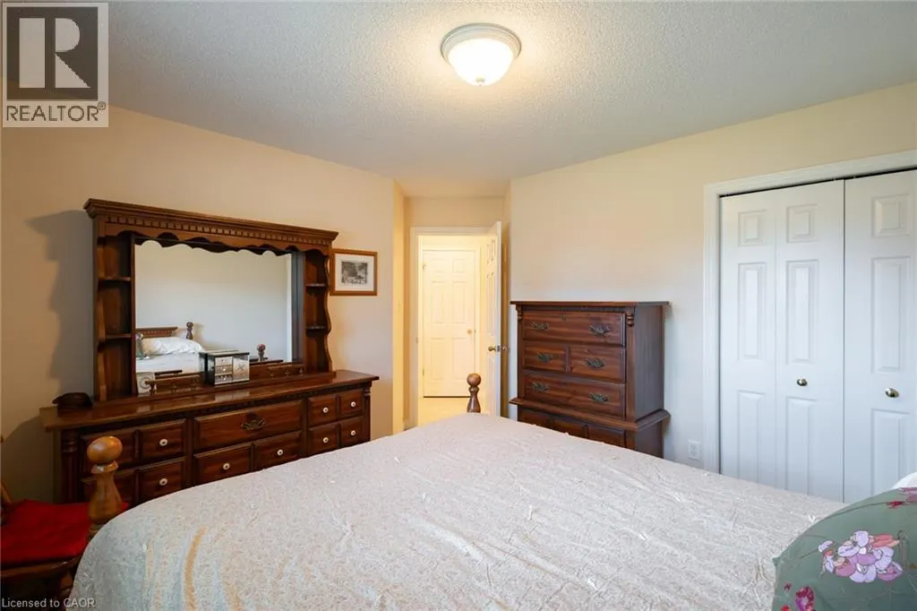 13 COASTAL Court