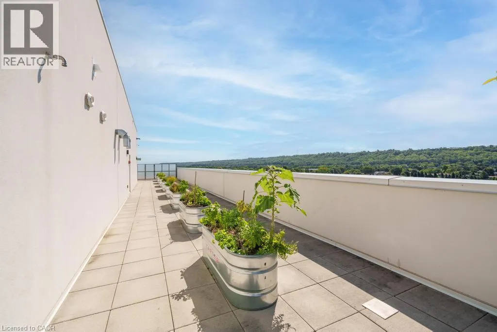 121 HIGHWAY 8 Unit# 703 #703