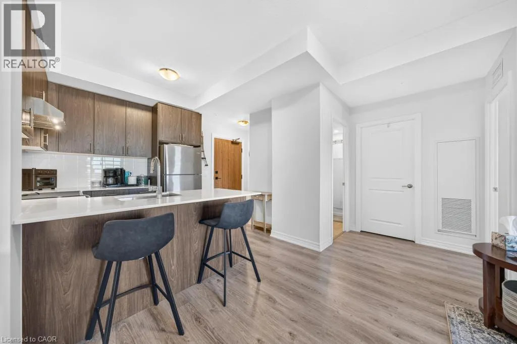 121 HIGHWAY 8 Unit# 703 #703