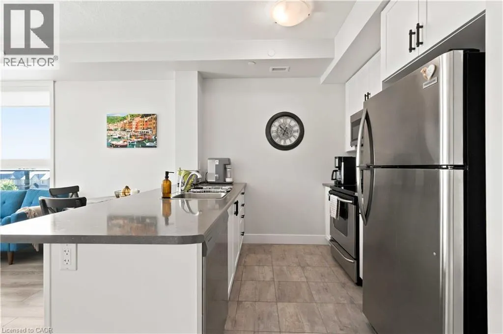 125 SHOREVIEW Place Unit# 411 #411