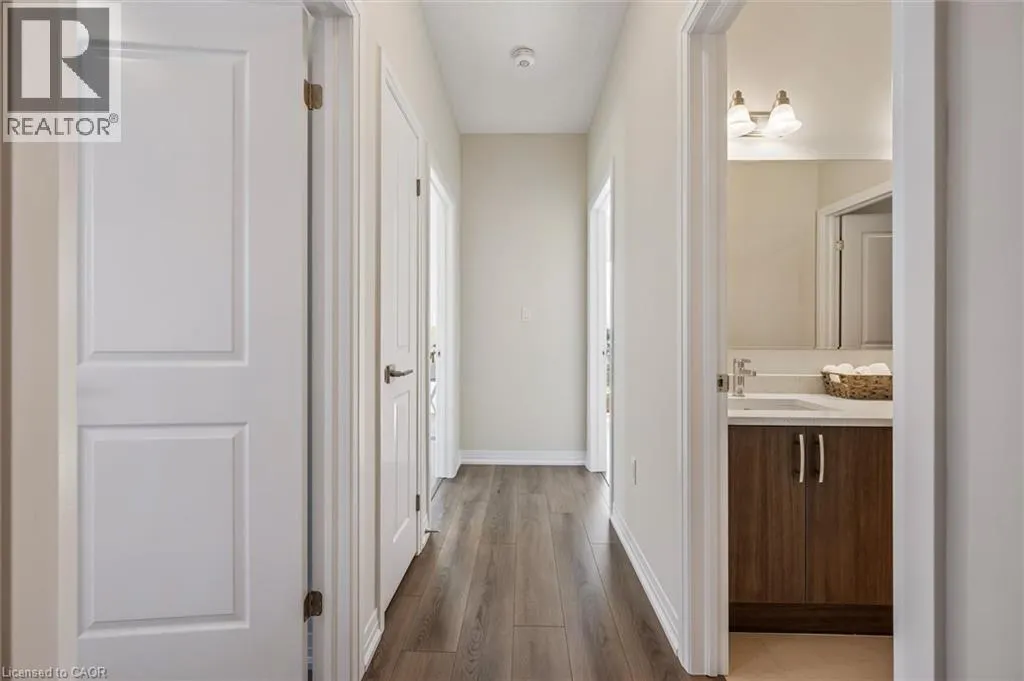 525 ERINBROOK Drive Unit# C050 #C050