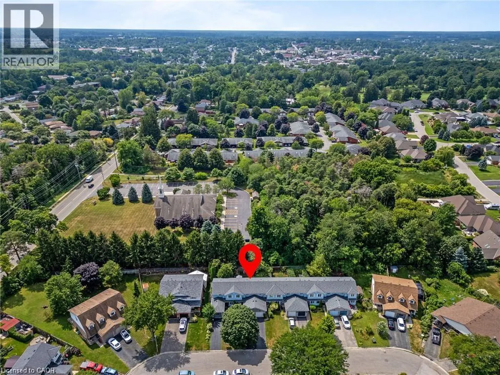 45 FREEMAN Crescent