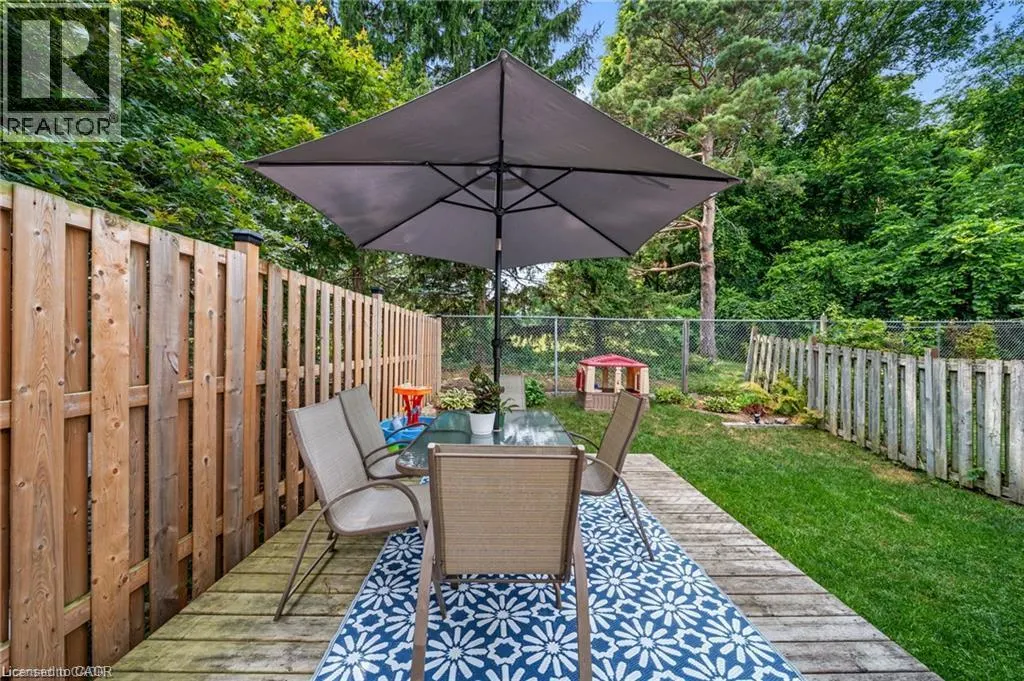45 FREEMAN Crescent