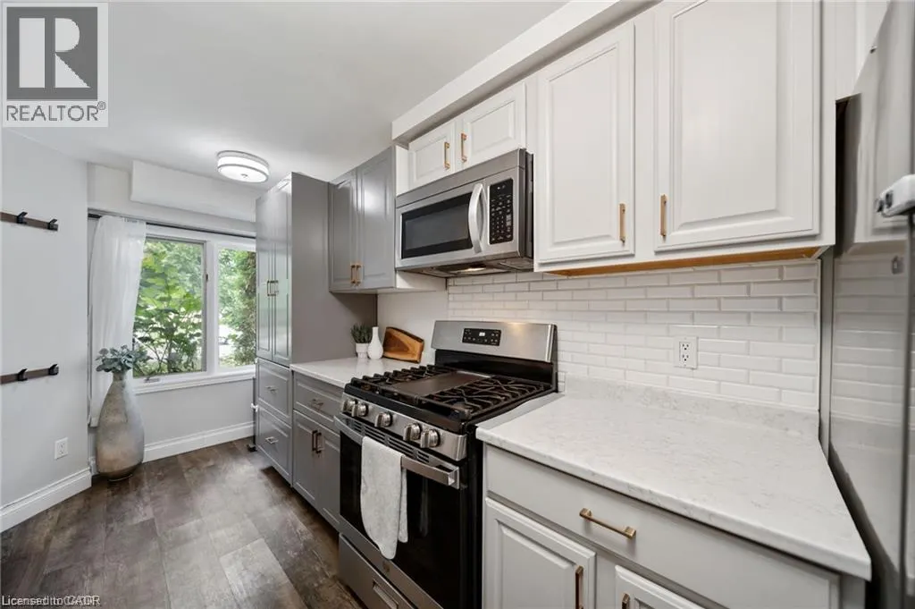 45 FREEMAN Crescent