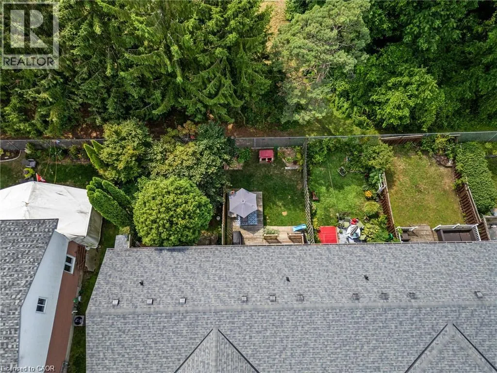 45 FREEMAN Crescent
