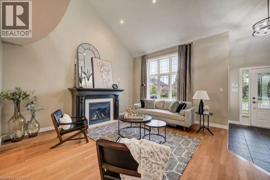 16 IRONGATE Drive