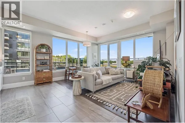 73 ARTHUR Street S Unit# 402