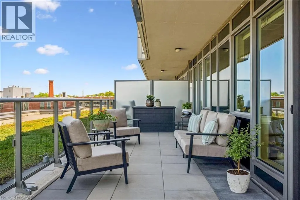 73 ARTHUR Street S Unit# 402 #402