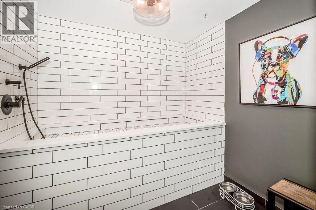 73 ARTHUR Street S Unit# 402 #402