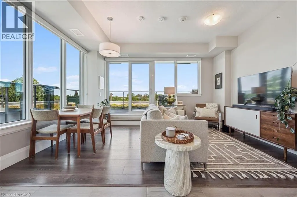73 ARTHUR Street S Unit# 402 #402