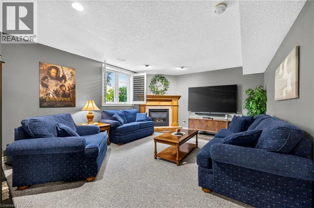106 KINGFISHER Avenue