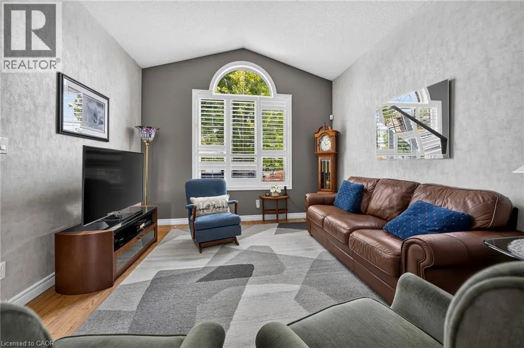 106 KINGFISHER Avenue