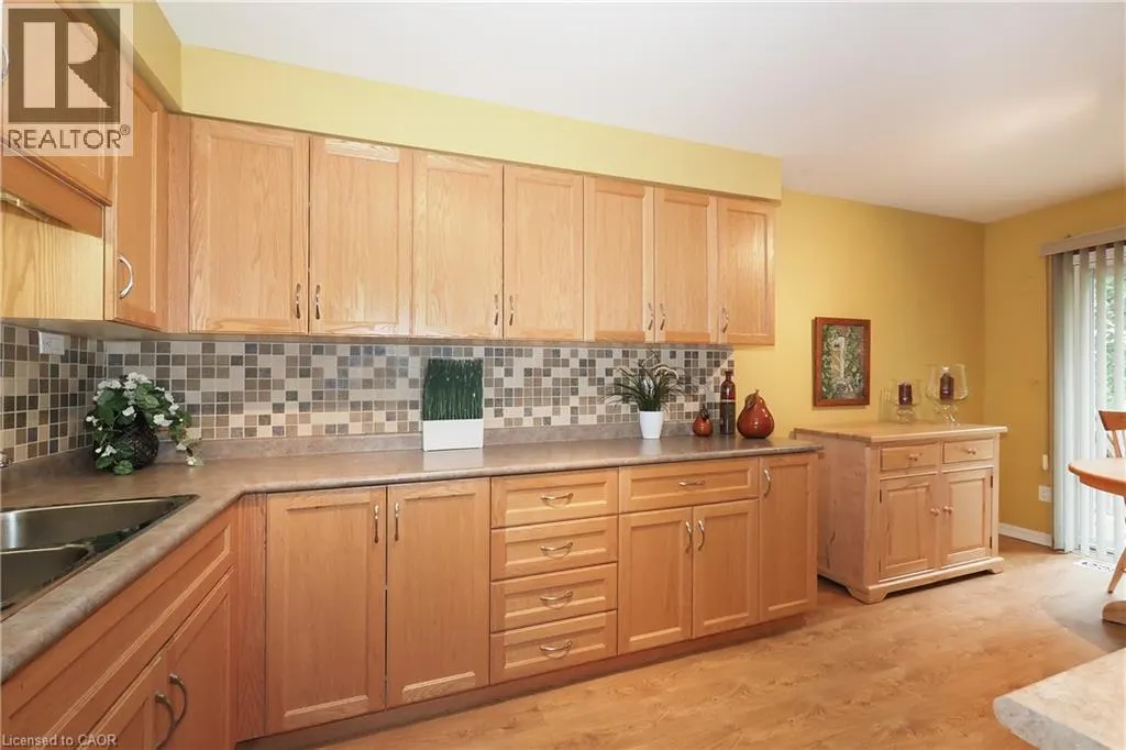 375 HOLIDAY INN Drive Unit# 34 #34
