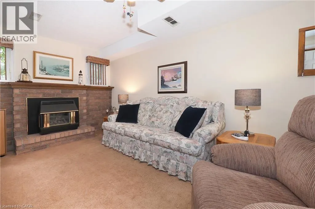 375 HOLIDAY INN Drive Unit# 34 #34