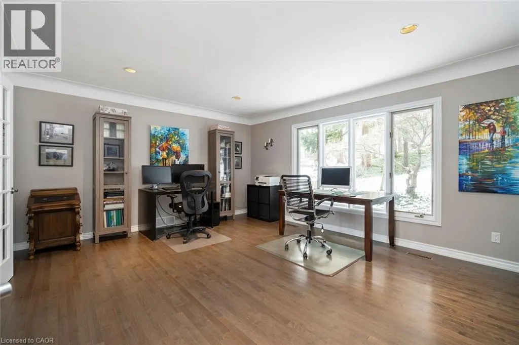 18 STONEGATE Drive