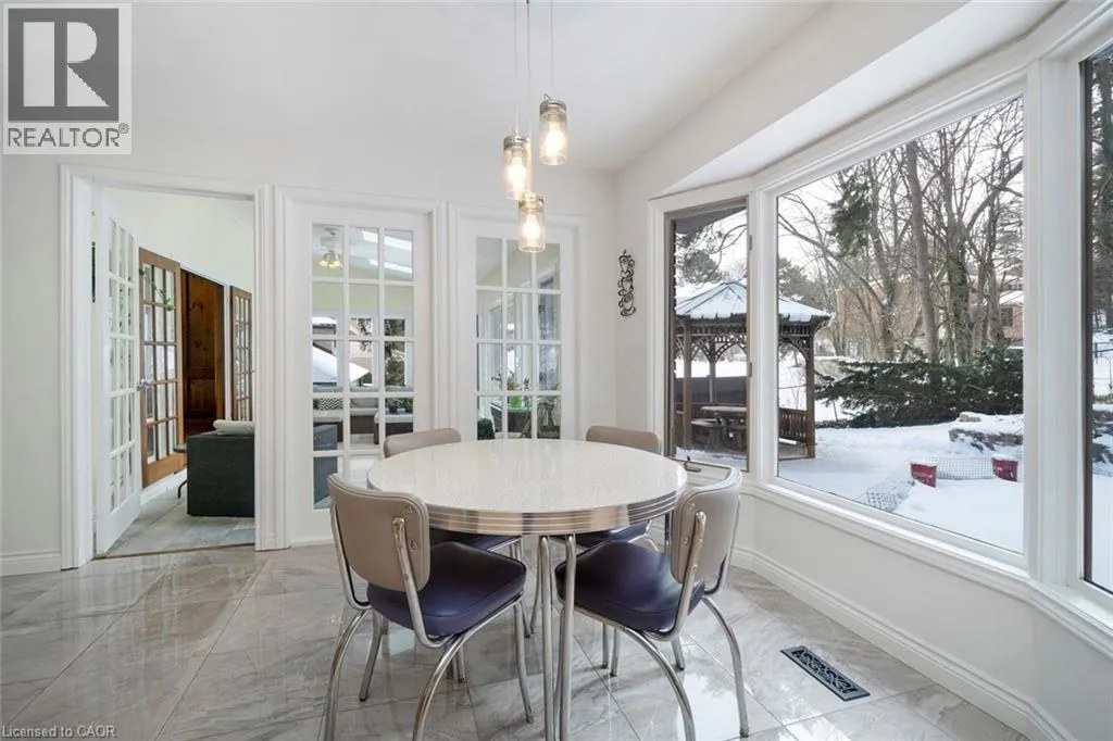 18 STONEGATE Drive
