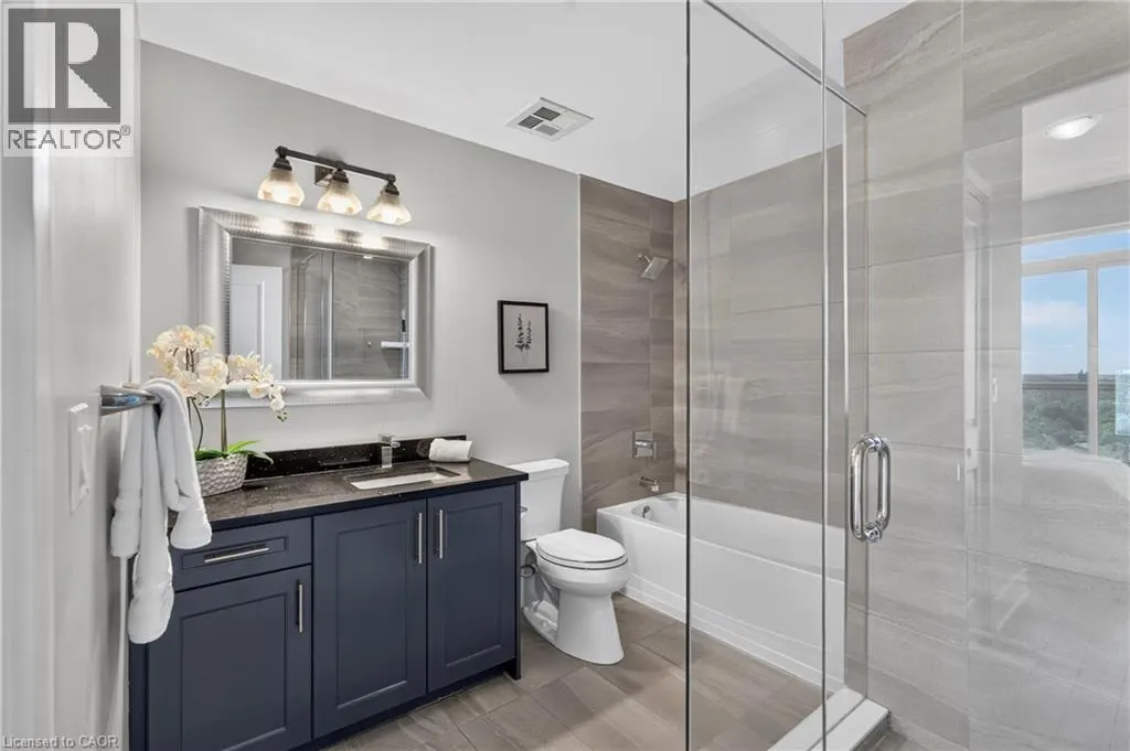 144 PARK Street Unit# 1807 #1807
