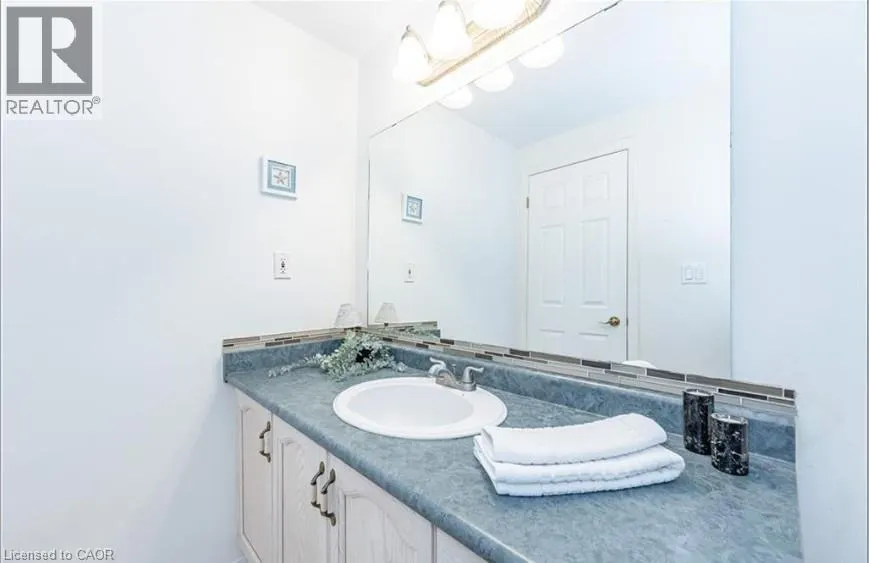 460 WOOLWICH Street Unit# 24 #24