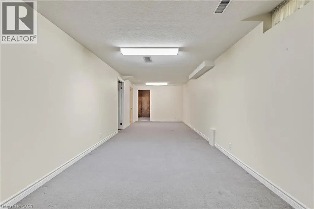 173 WILSON Street W Unit# 4 #4