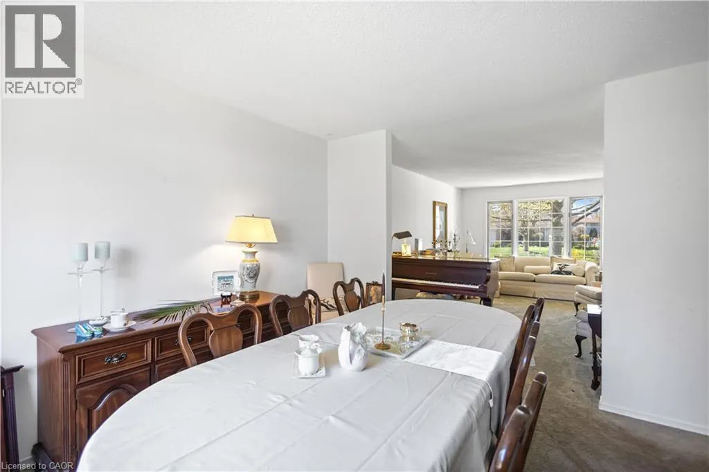 10 ATWOOD Crescent