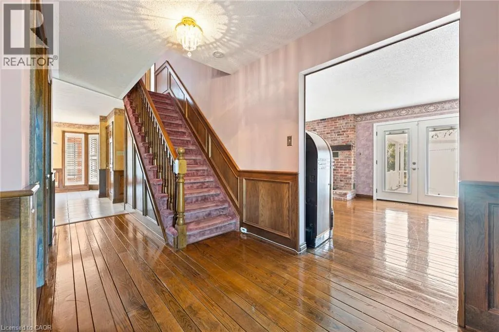 354 MECHANIC Street