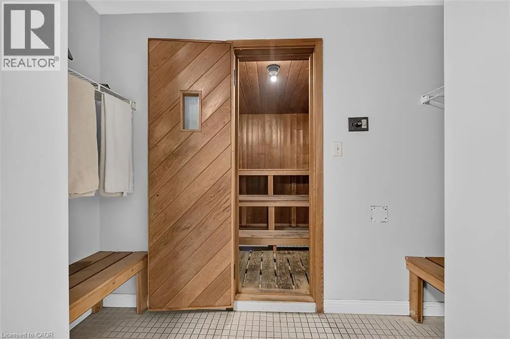 6 VILLAGE GREEN Boulevard Unit# 202 #202