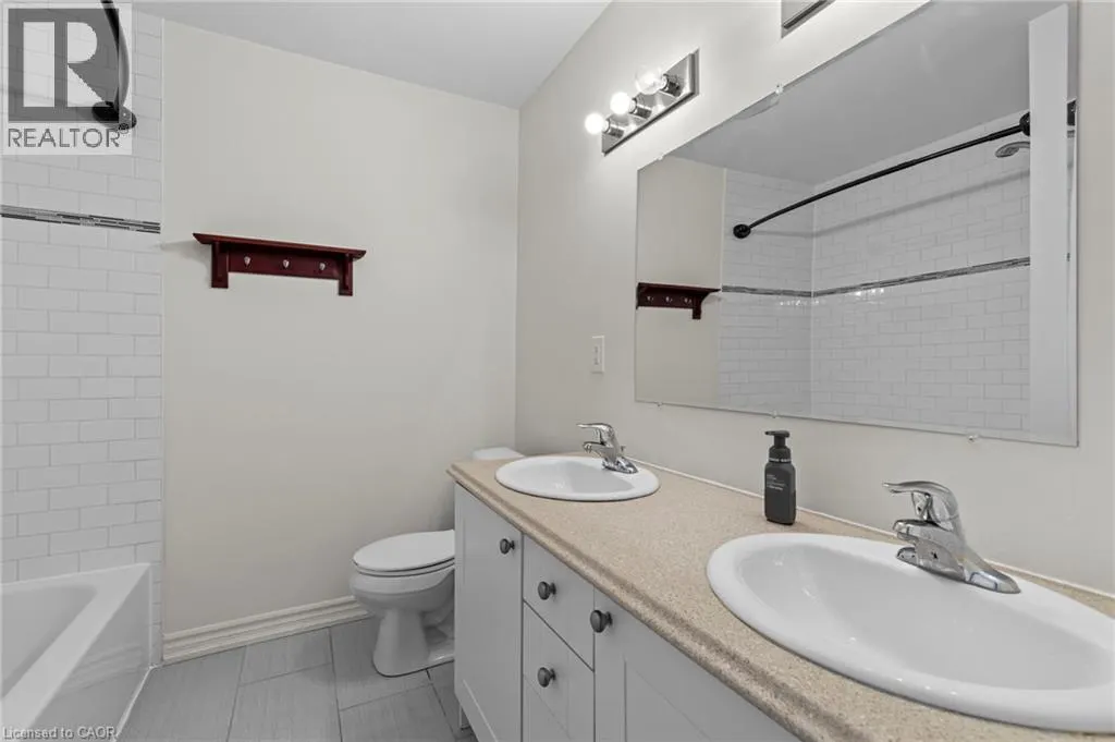 12 LANKIN Boulevard Unit# 12 #12