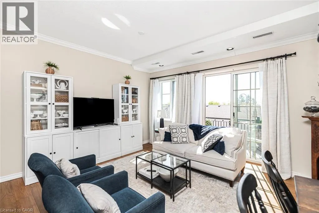 262 DUNDAS Street E Unit# 311 #311