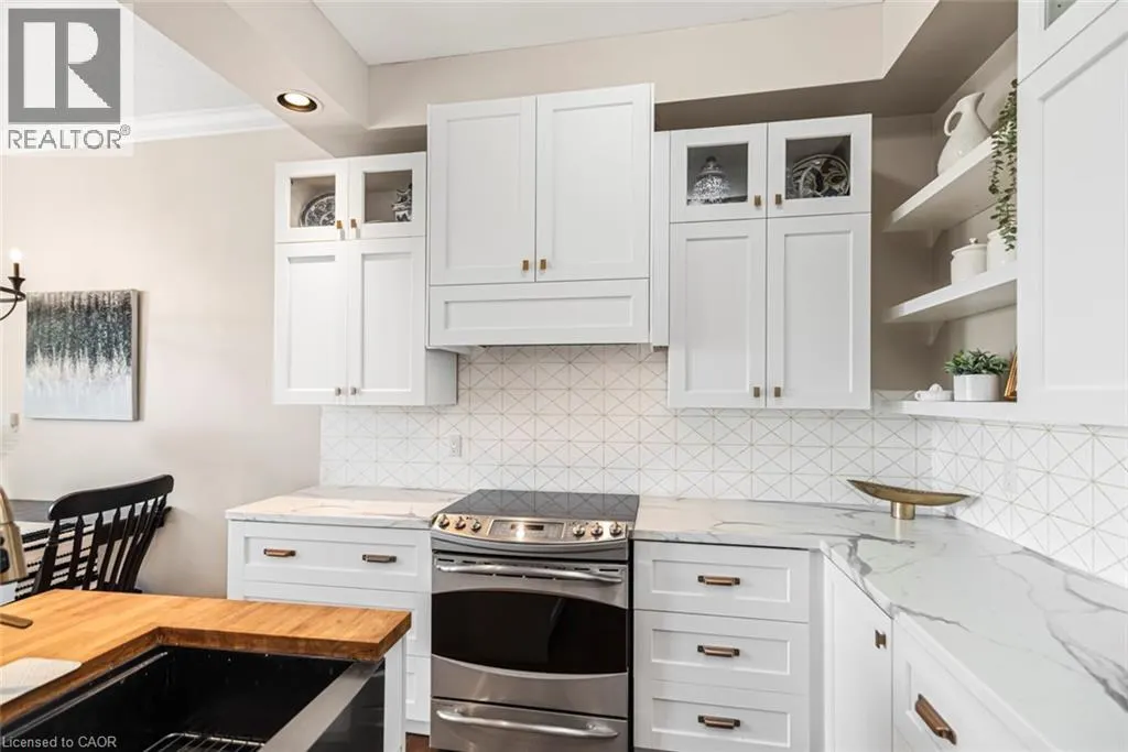 262 DUNDAS Street E Unit# 311 #311